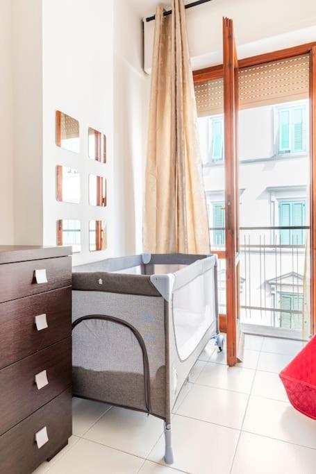 Casa Etruschi - Appartamento Con Posto Auto 利沃诺 外观 照片